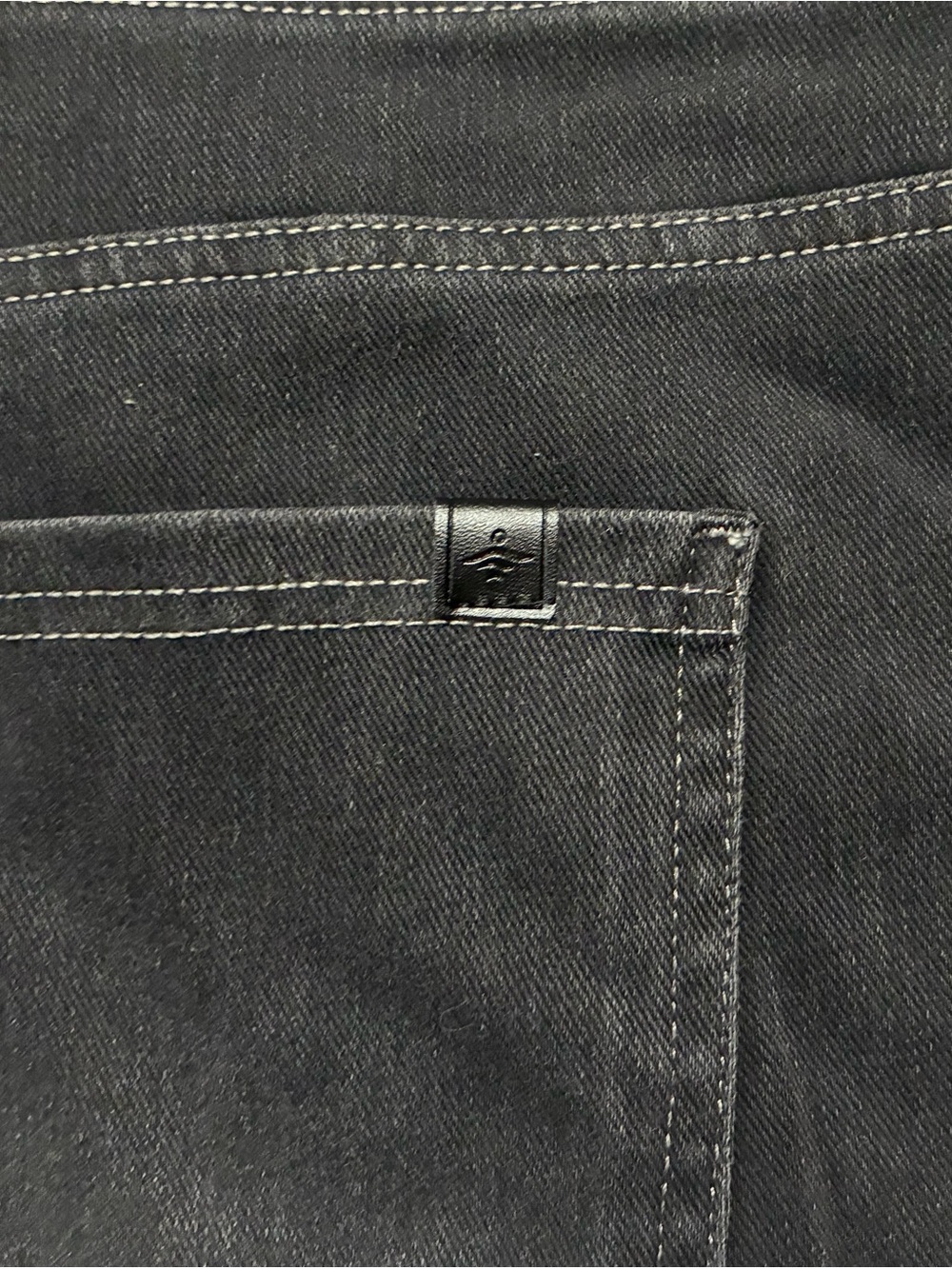 HALARA Black High-Rise Petite Pull-On Jeans - Picture 6 of 12
